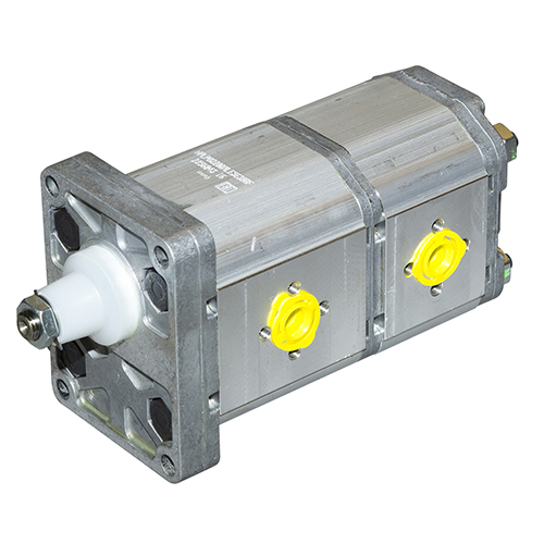 Double hydraulic pump 20 + 8 cc.  double 20 + 8 cc.